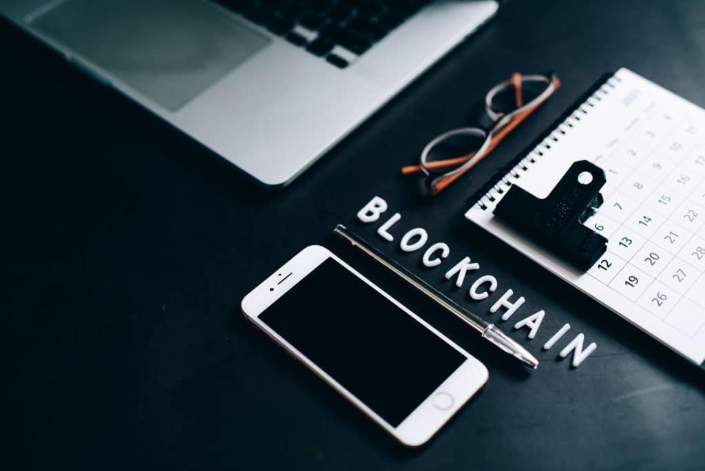 Blockchain et transparence des transactions financières