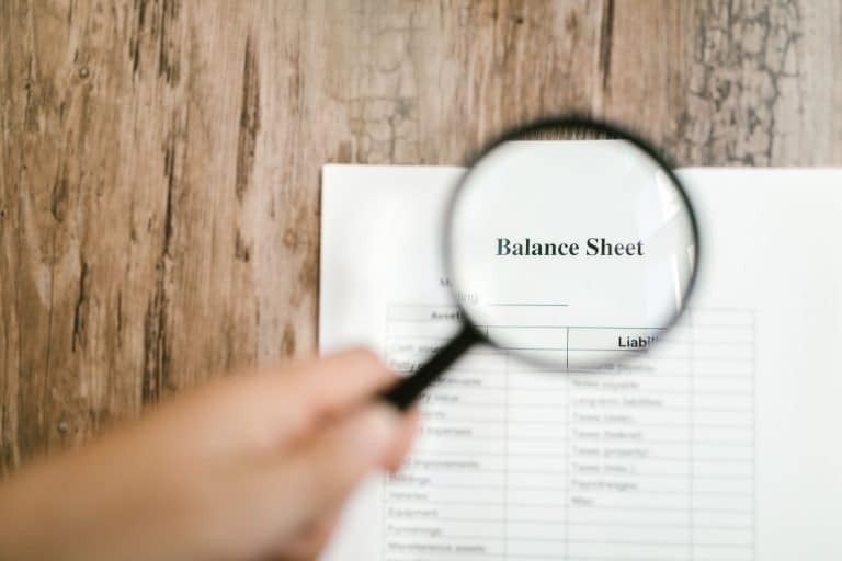 Notation interne vs notation externe : quelles différences pour les banques